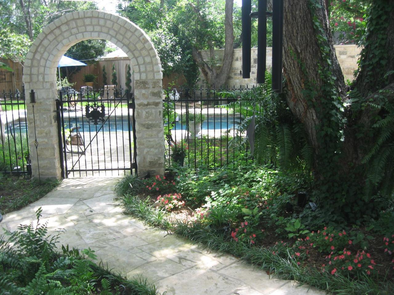 Strickland Arms Bed And Breakfast Austin Esterno foto